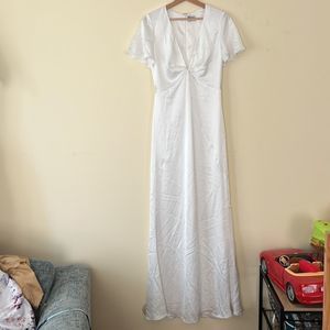 show me your mumu white maxi dress size small